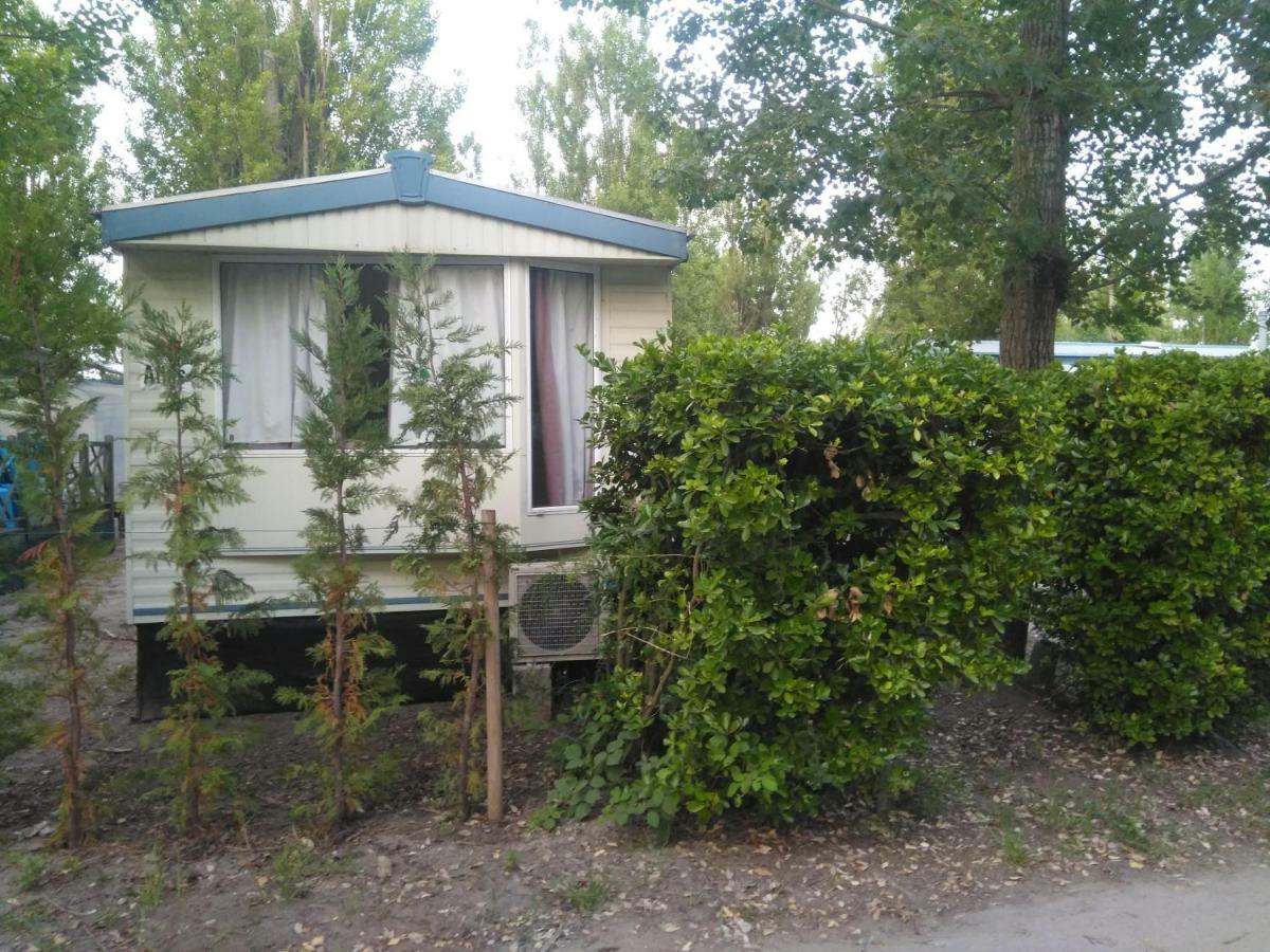 Adriacamp Mobile Homes Rosepineta Розапінета Екстер'єр фото